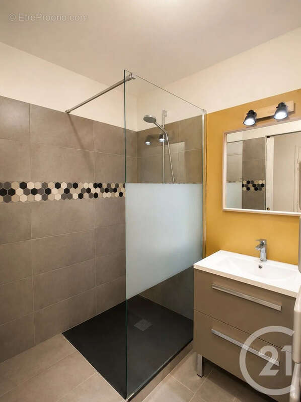 Appartement à VAULX-EN-VELIN