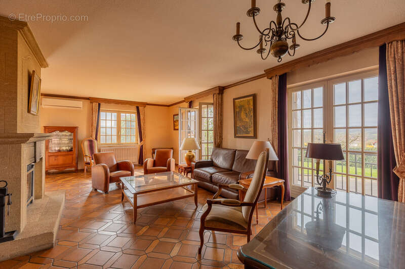 Propriete avec deux appartements ou maison  familiale 270 m2 - photo 7