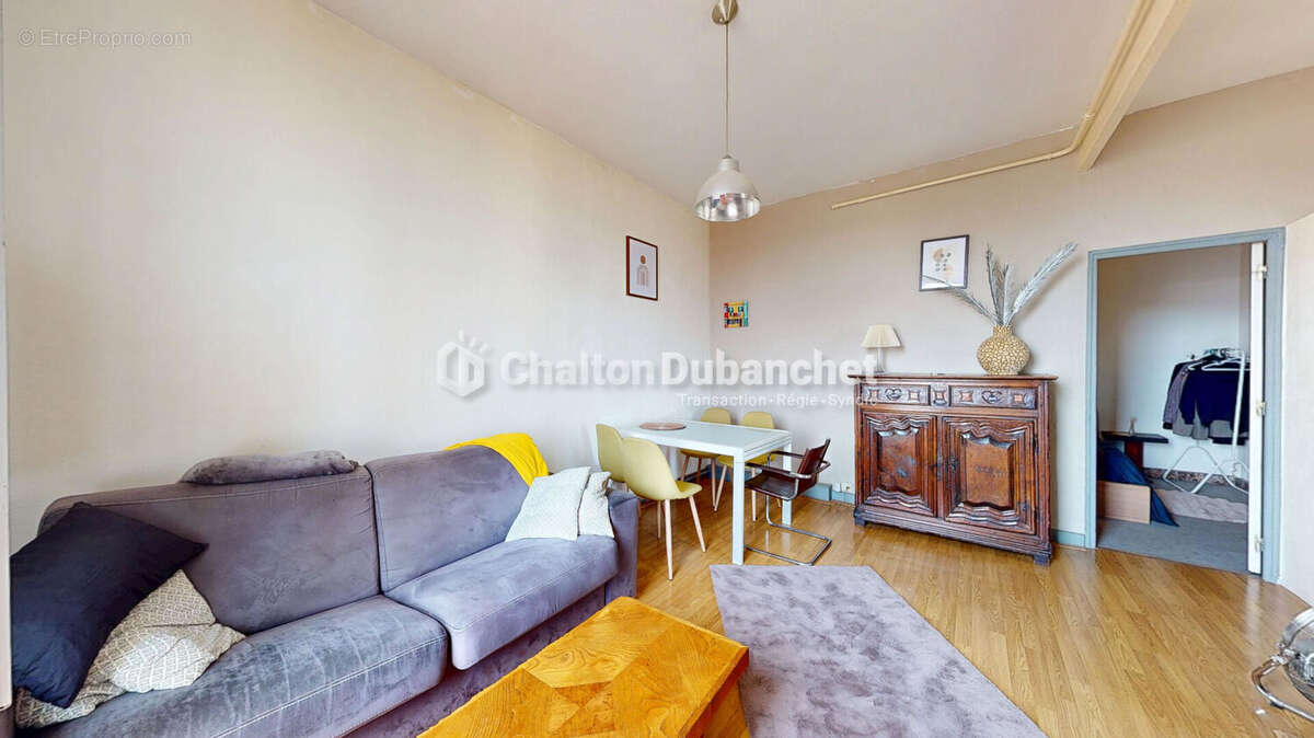Roanne - appartement t3 64 m² hyper centre - photo 3