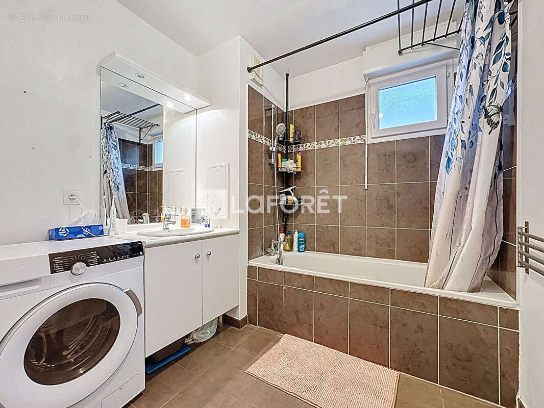 Appartement à LIEUSAINT