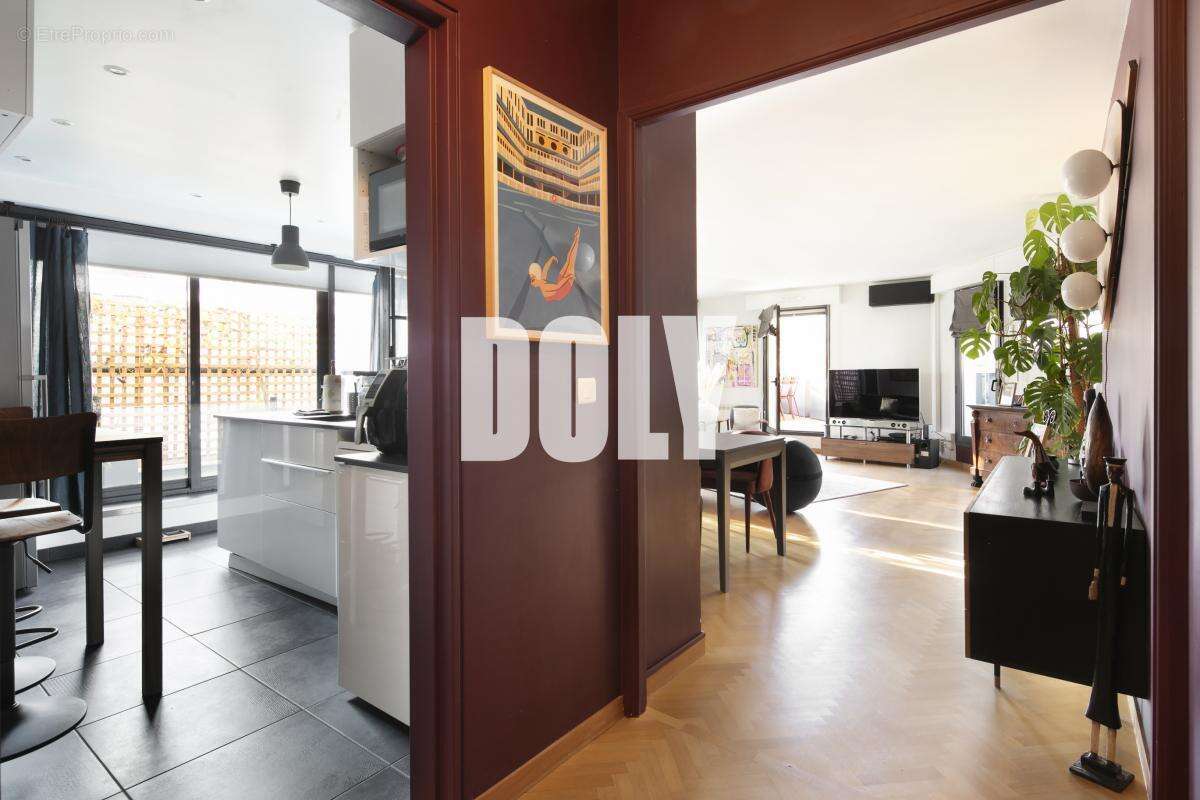 Appartement à PARIS-15E