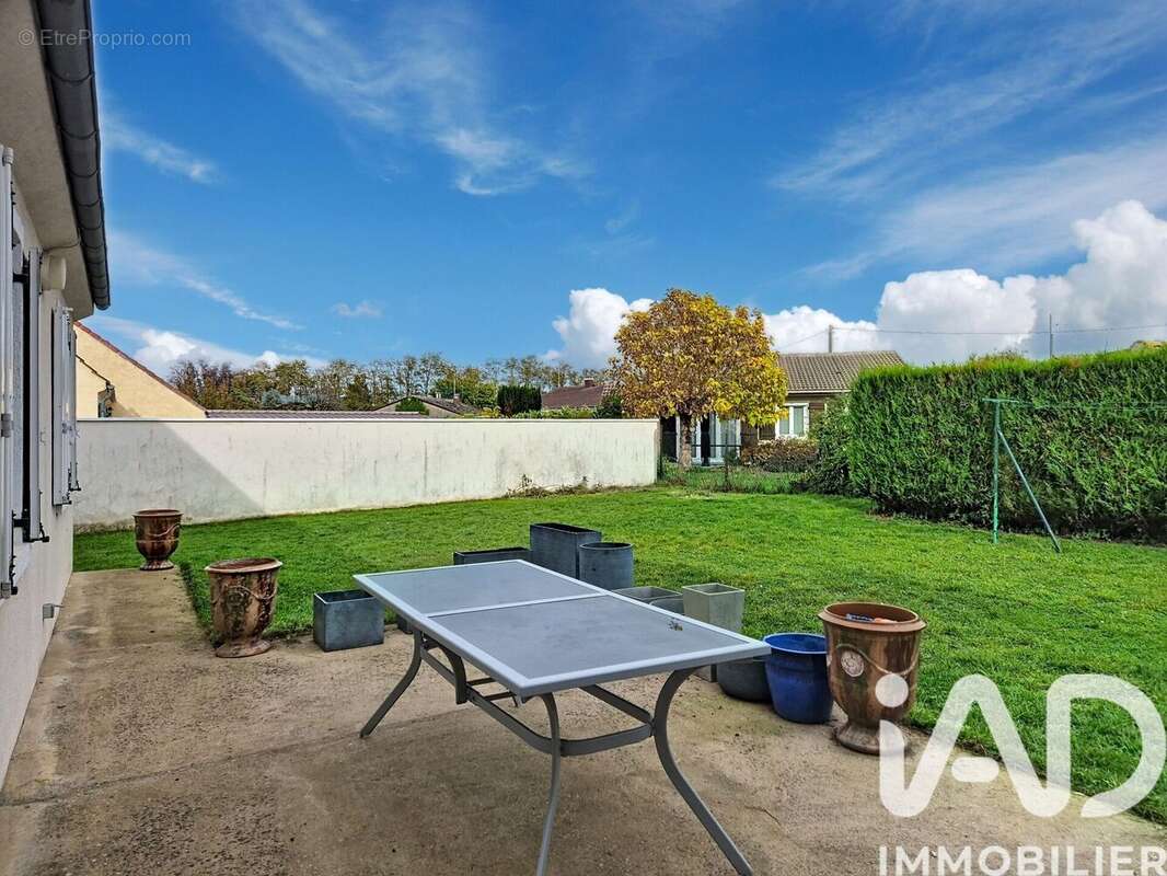 Photo 3 - Maison à MONTEREAU-FAULT-YONNE