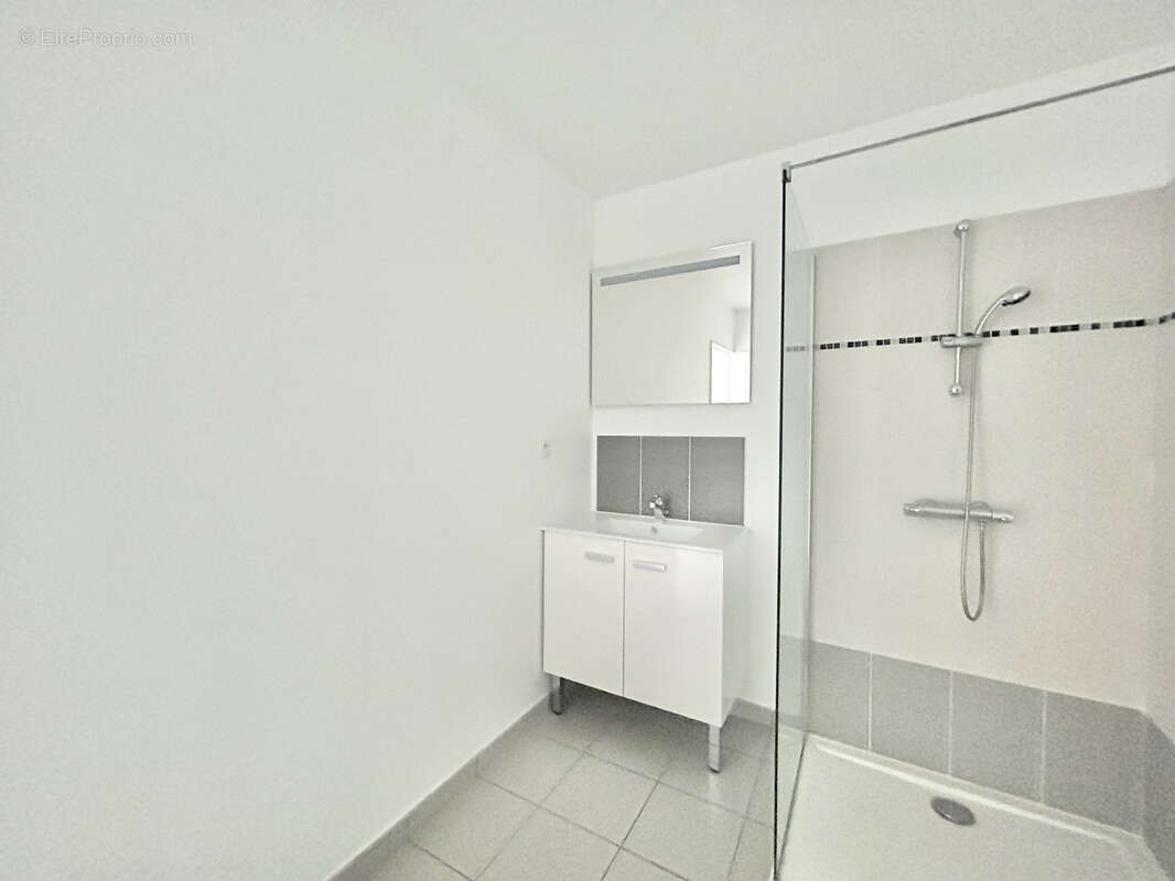 Appartement à VENISSIEUX