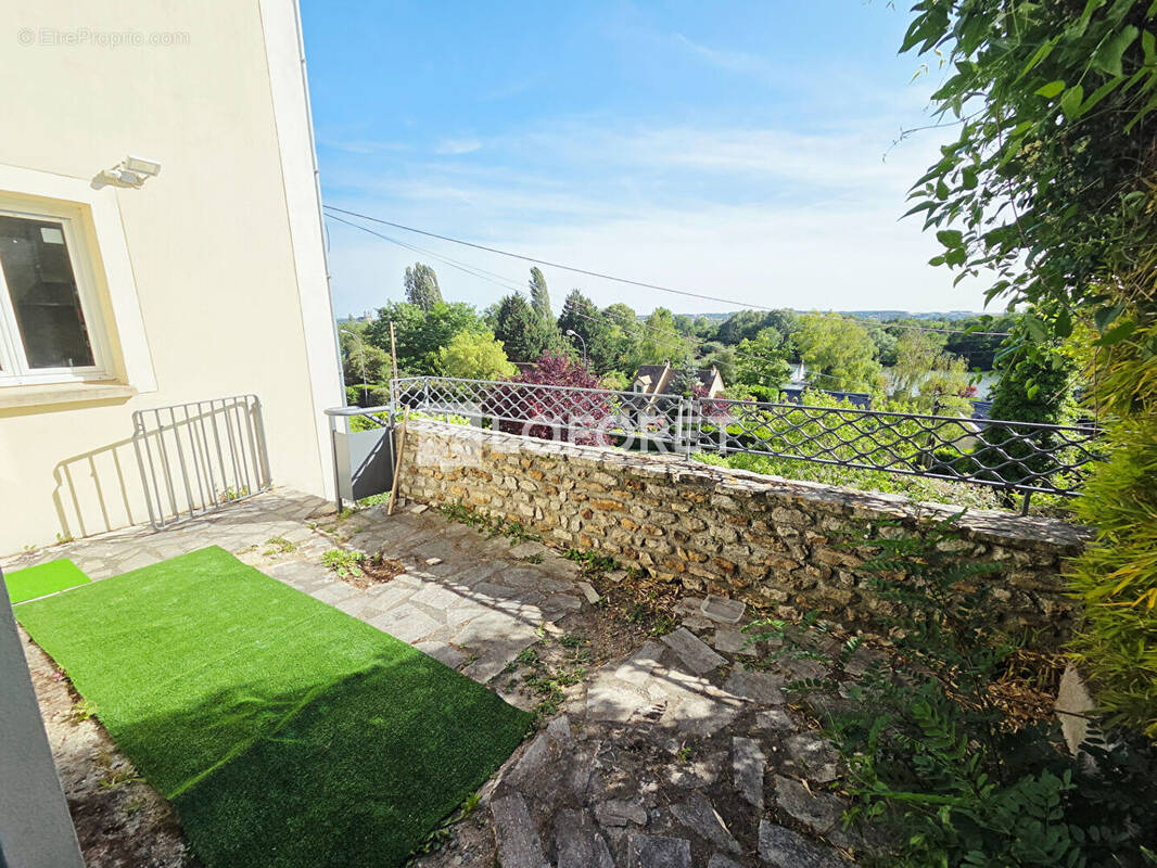 Maison à LIMAY