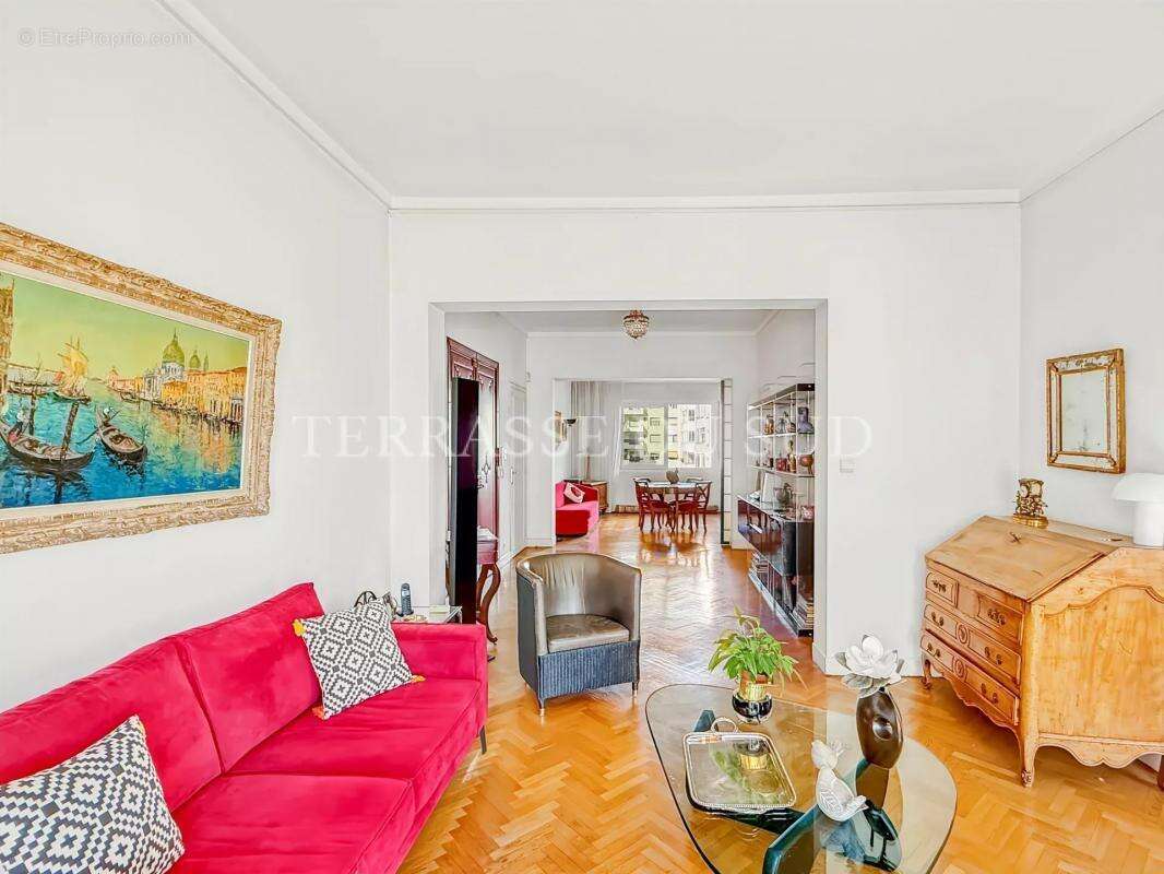 Appartement à MARSEILLE-8E