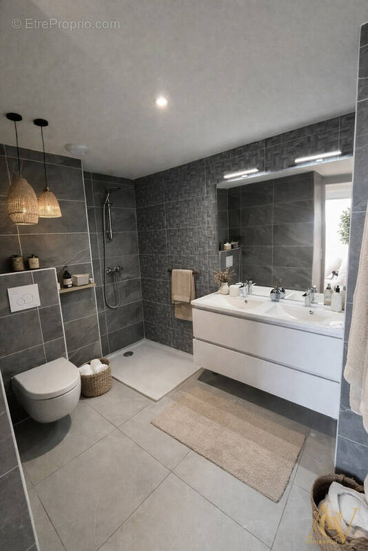 Retour à la vente - T4 vue mer 1 - Appartement à ANTIBES