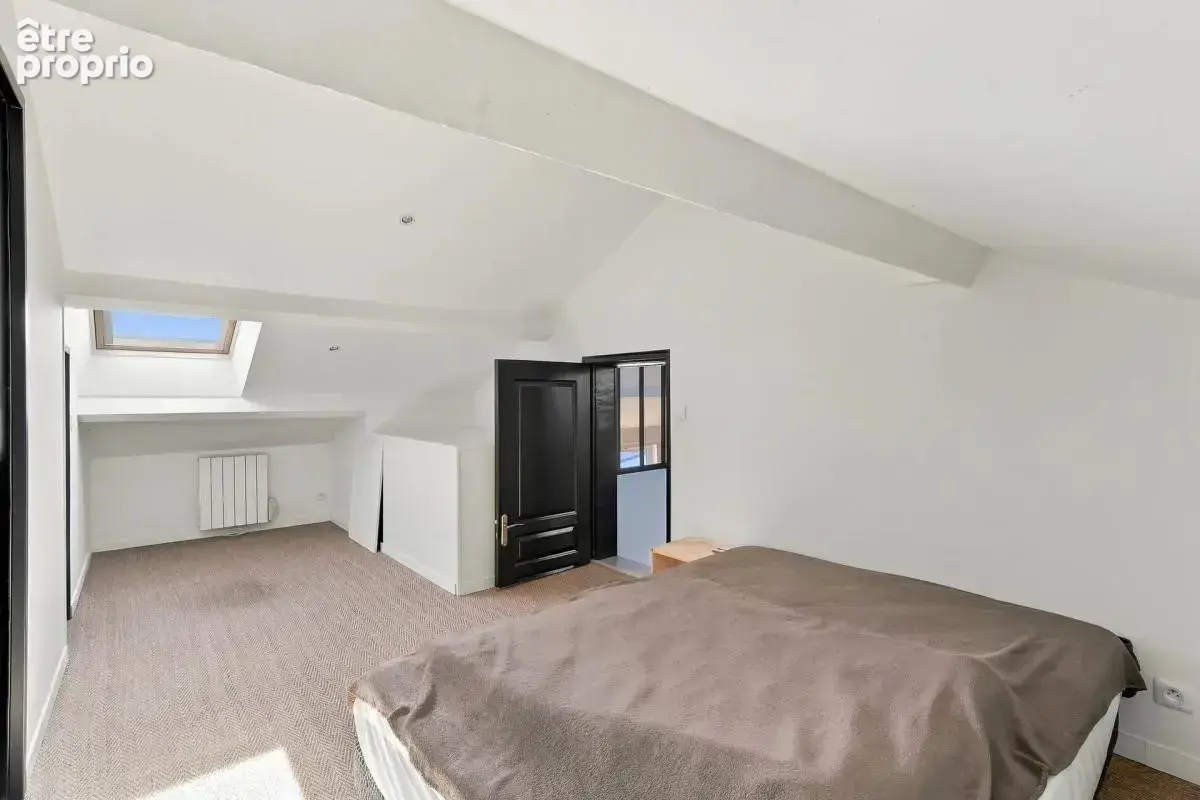 Maison de 5 pièces de 135 m² à Romainville - photo 11