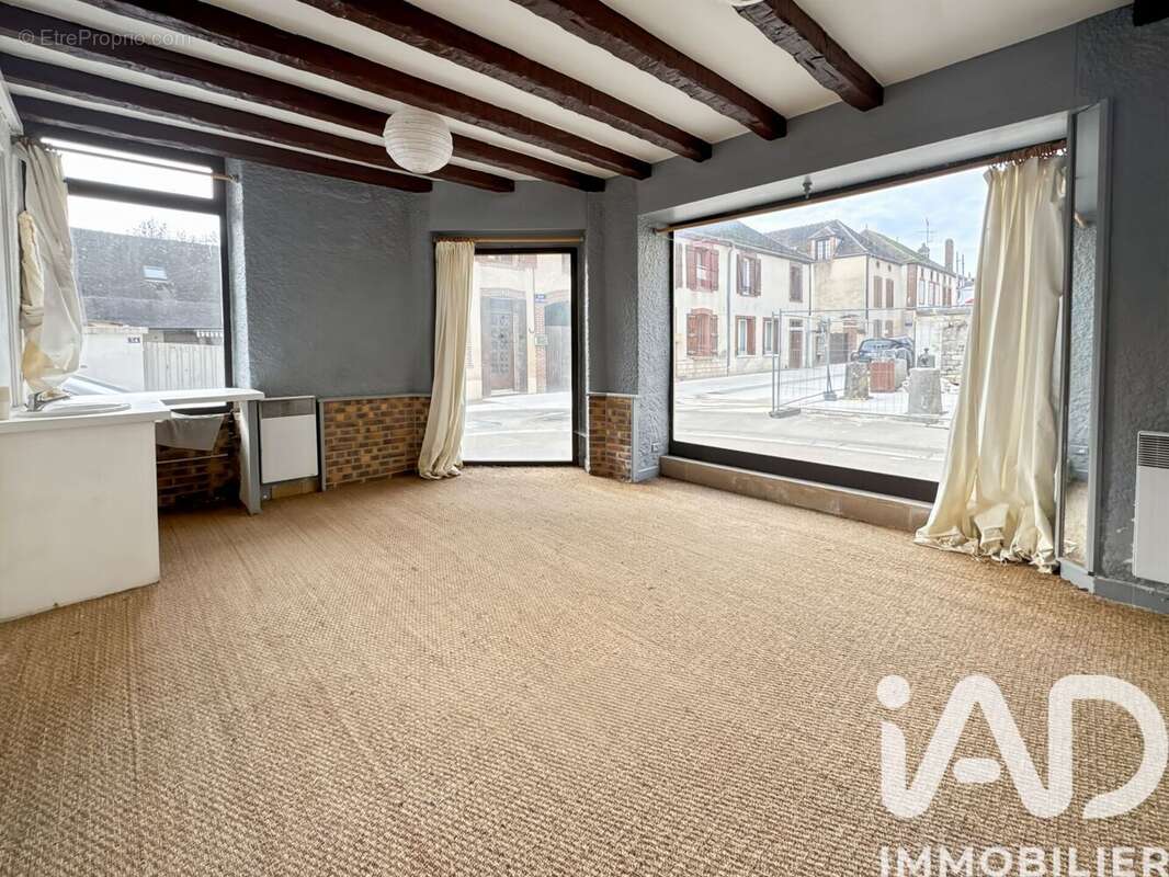 Appartement 158 m² à Chassy  - photo 3