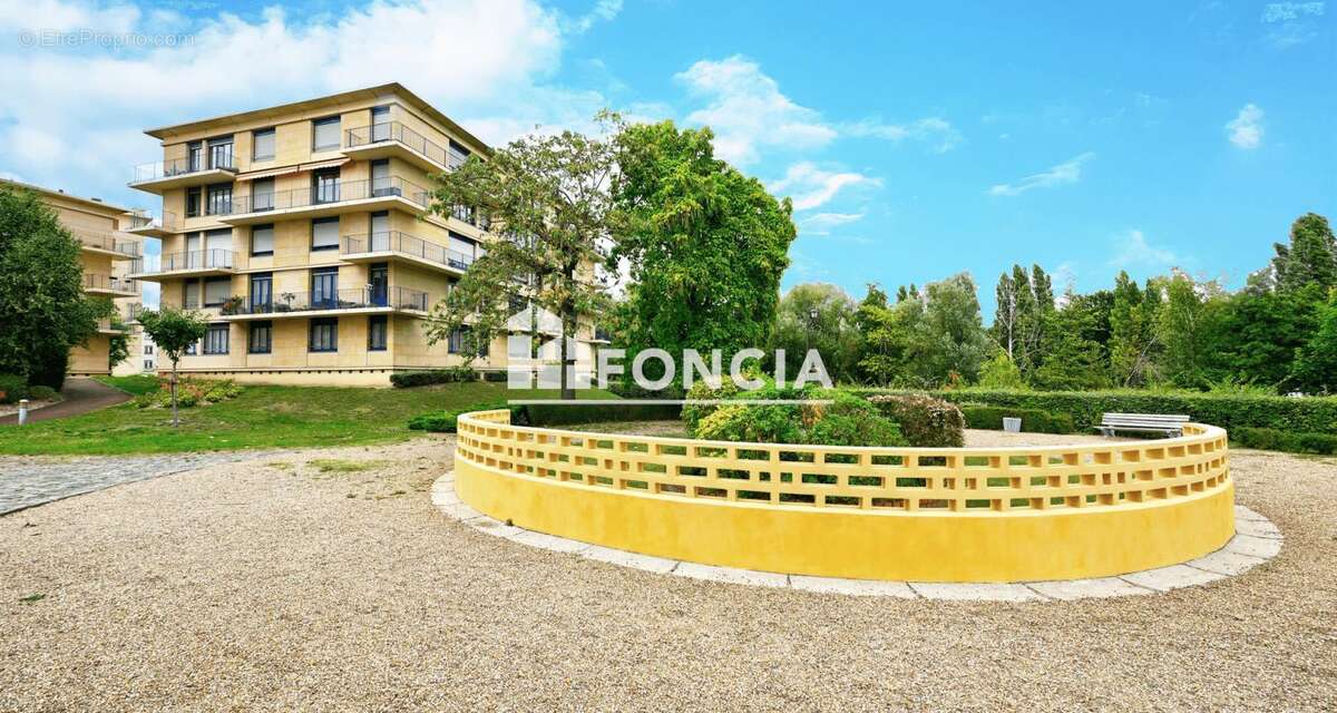 Appartement à MANTES-LA-JOLIE