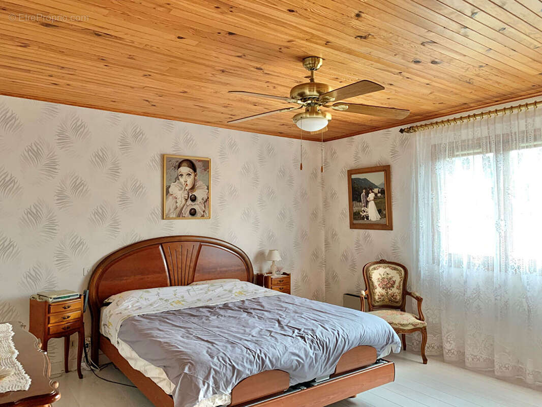 Appartement à MEYRIE