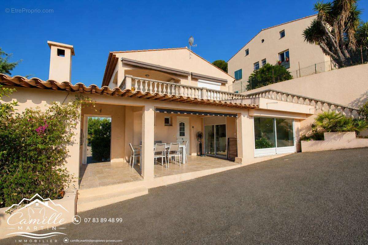 Appartement Saint Raphael 5 pièce(s) 122 m2 avec jardin et parking - photo 17