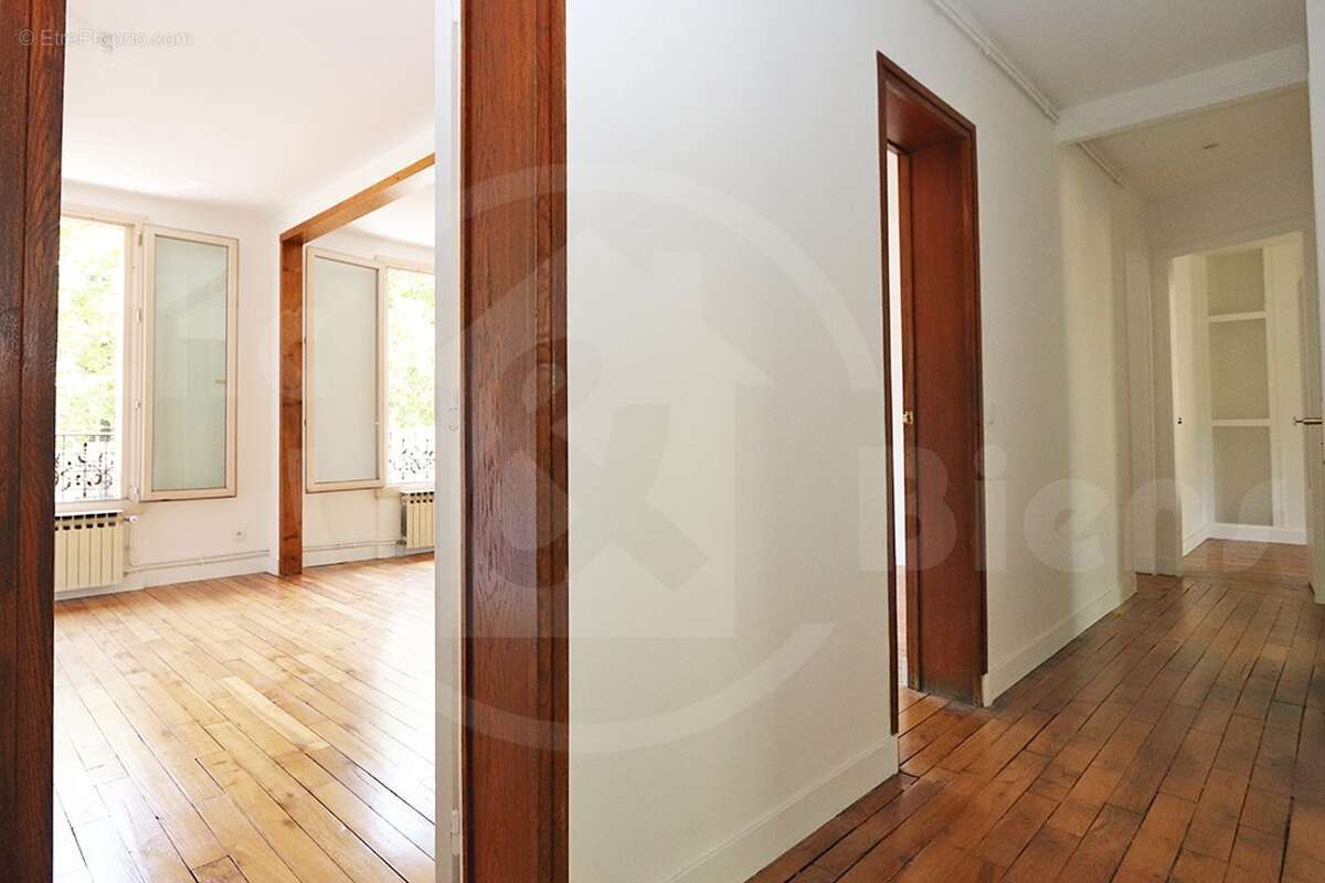 082025 - Appartement à CHAVILLE