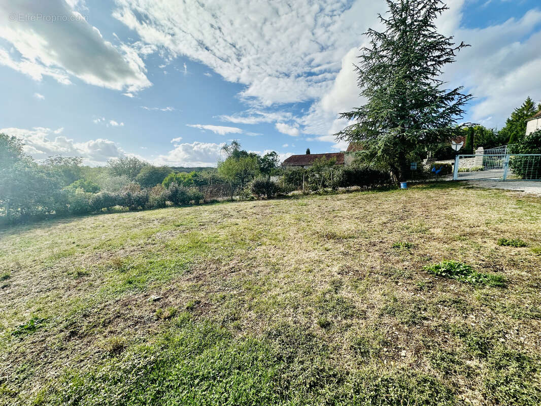 Maison à PUYJOURDES