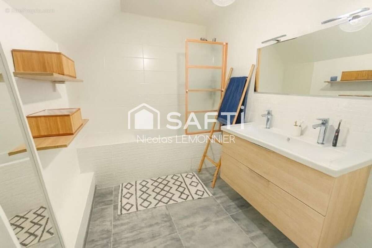 Photo 5 - Maison à MATHIEU