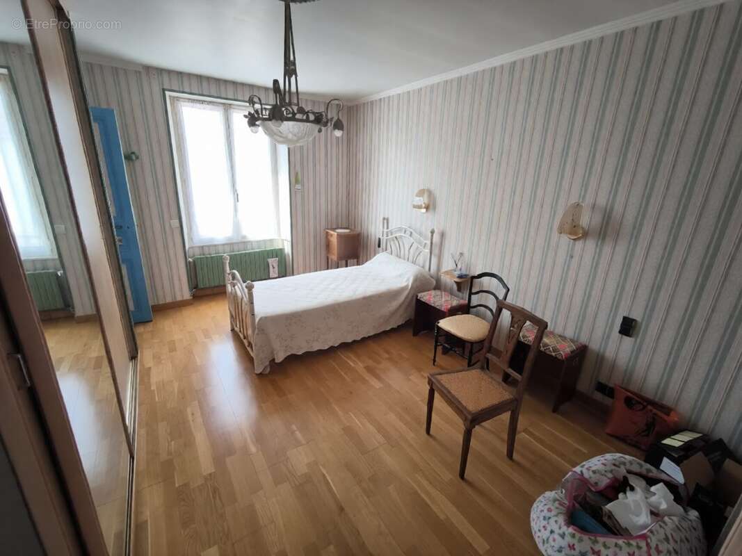 Maison 176 m² à Chateau-Thierry  - photo 6