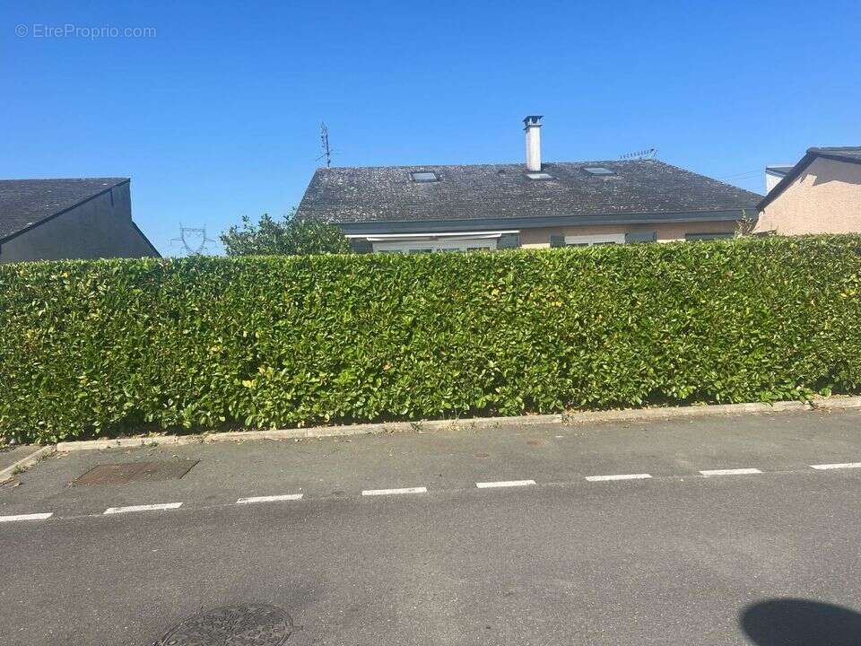 Grande maison familiale F6 avec piscine, jardin et garage - photo 12