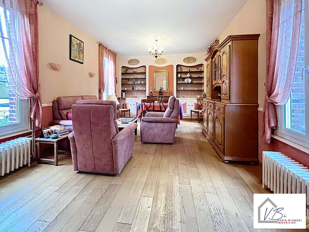 Maison à LILLEBONNE