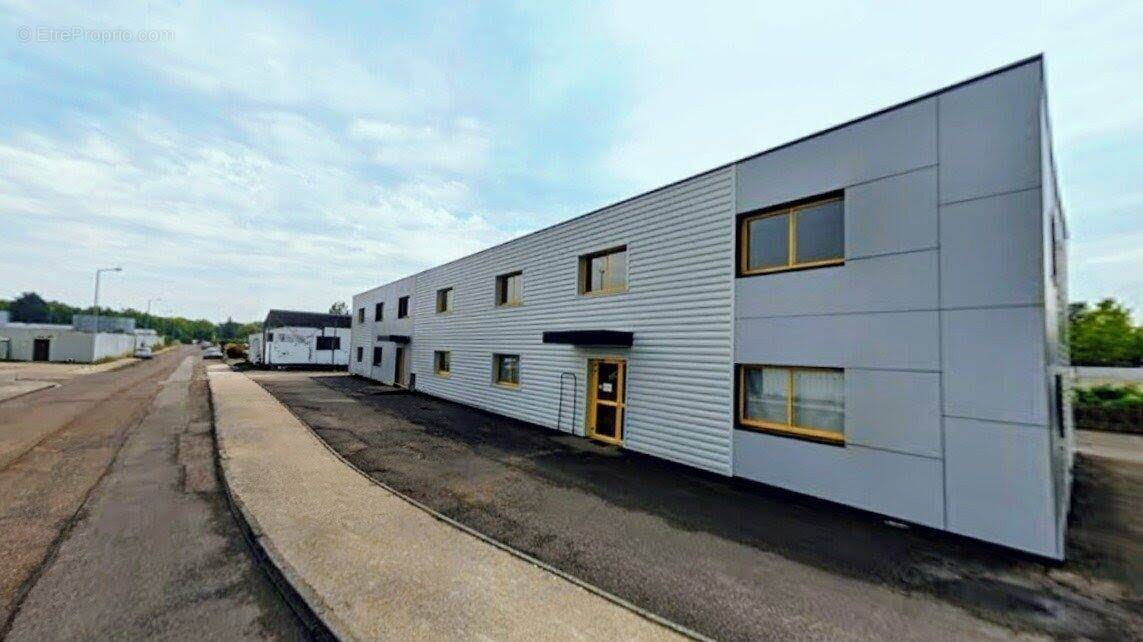 Commerce à QUETIGNY