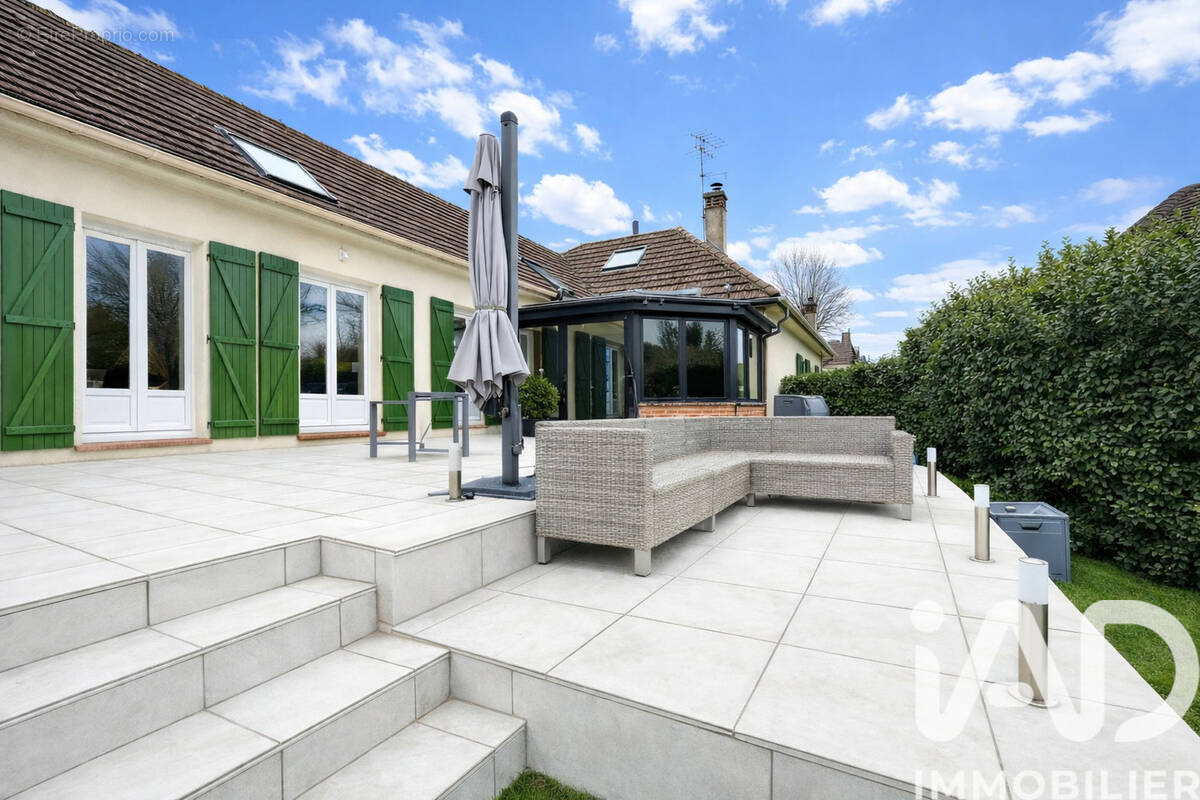 Photo 1 - Maison à SAINT-FARGEAU-PONTHIERRY