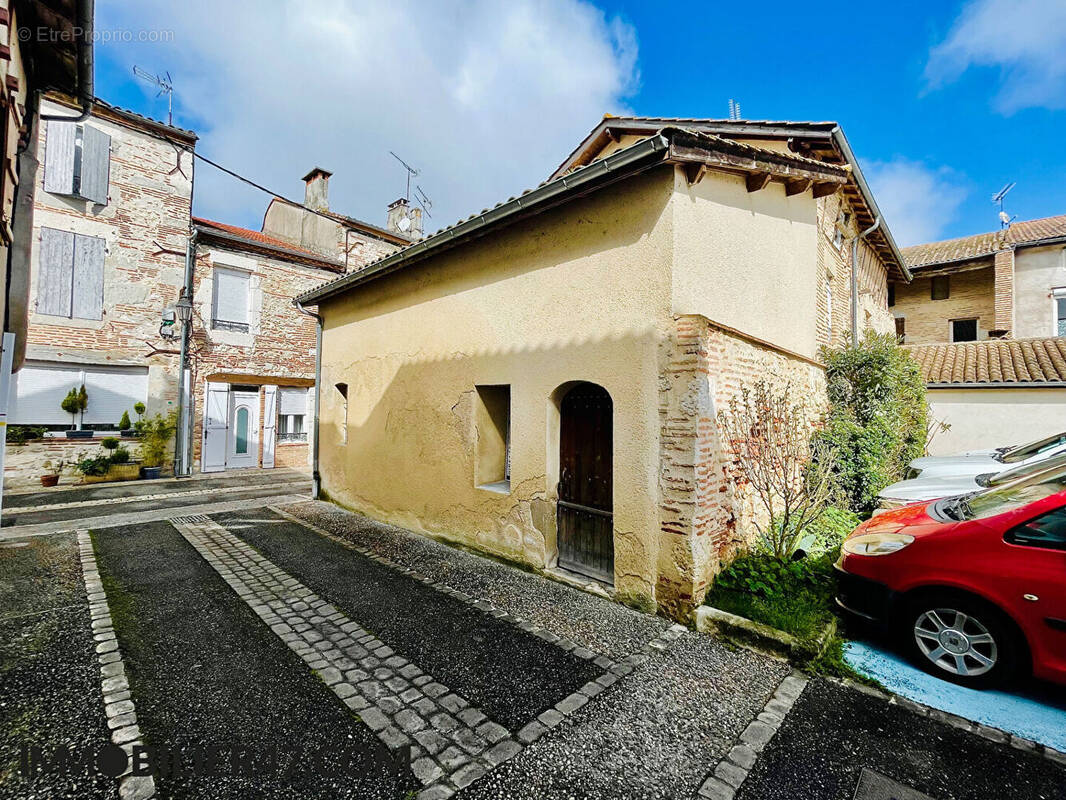 Maison à CASTELMORON-SUR-LOT