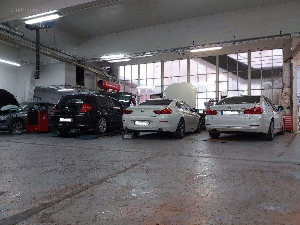 Commerce à PARIS-11E