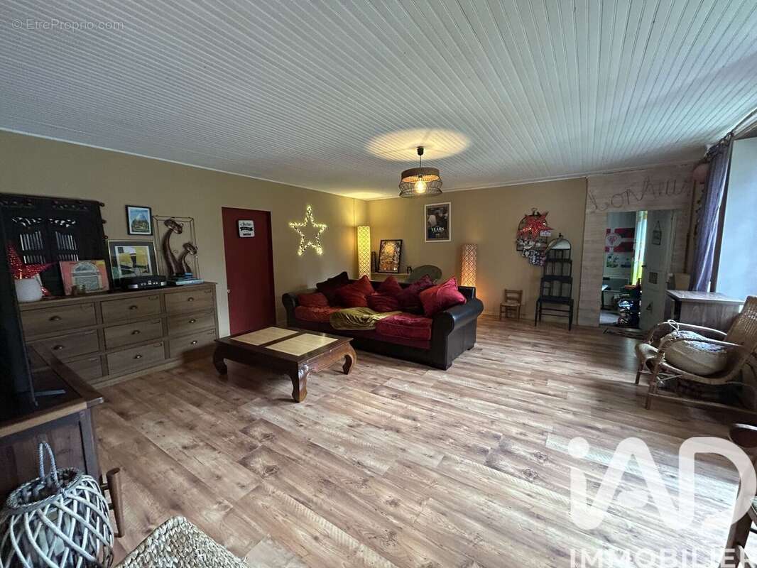 Photo 4 - Maison à LEZAY