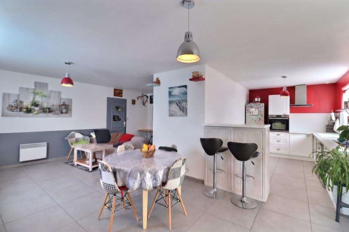 En exclusivité - maison 4 pièces de 2015 sur la commune de groslée saint-benoît (01300) - photo 3