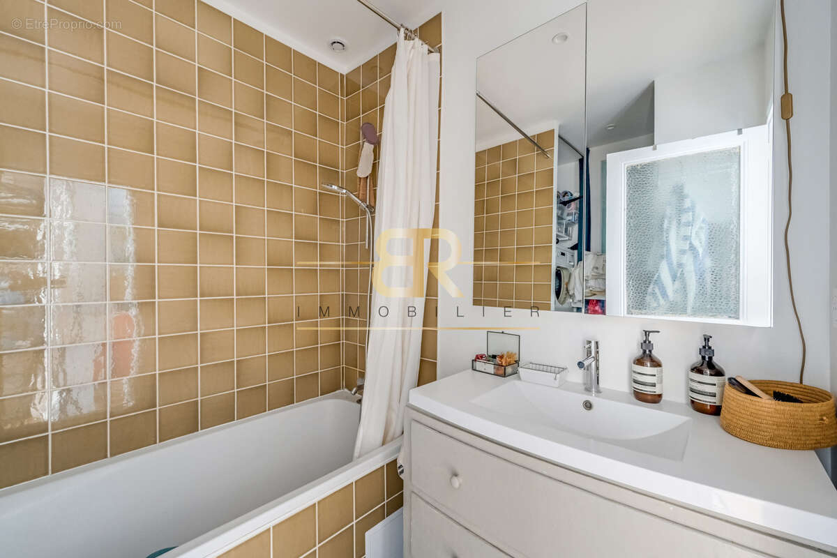 Appartement à SAINT-OUEN