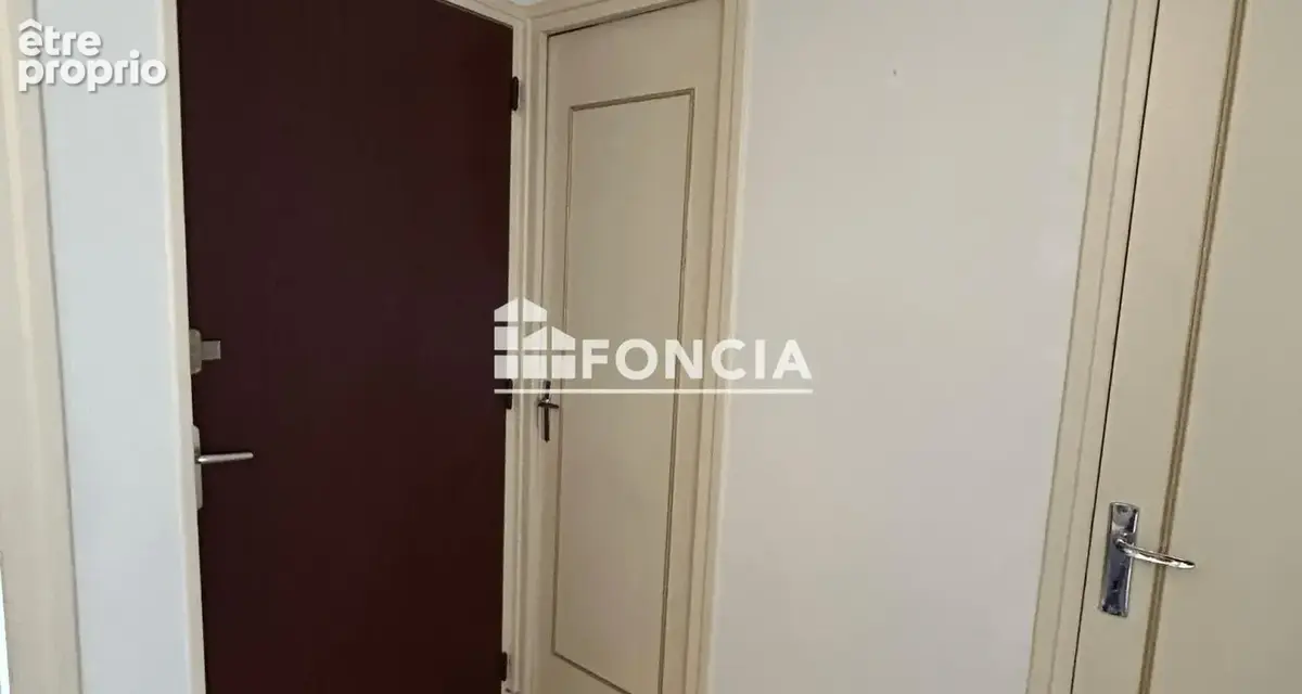 Proximité centre ville, appartement au 2ème et dernier étage avec jardin - photo 3