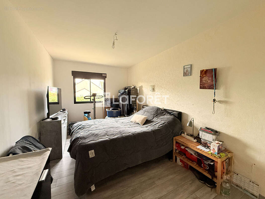 Maison à FRENOUVILLE