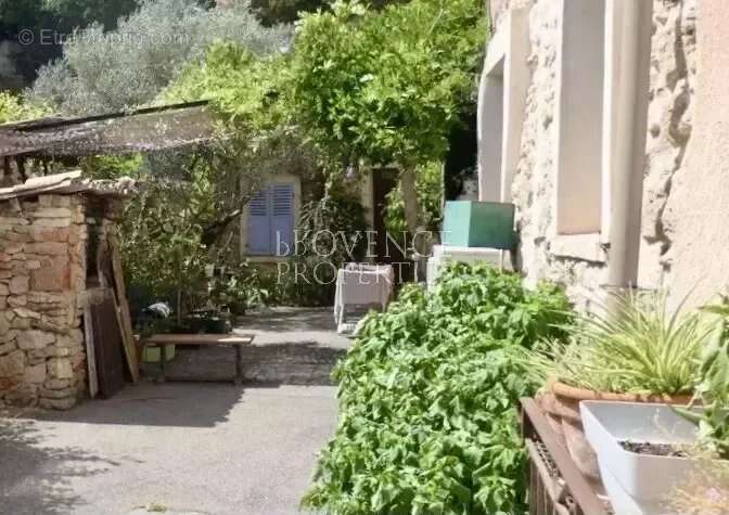 Maison à MONTFORT-SUR-ARGENS