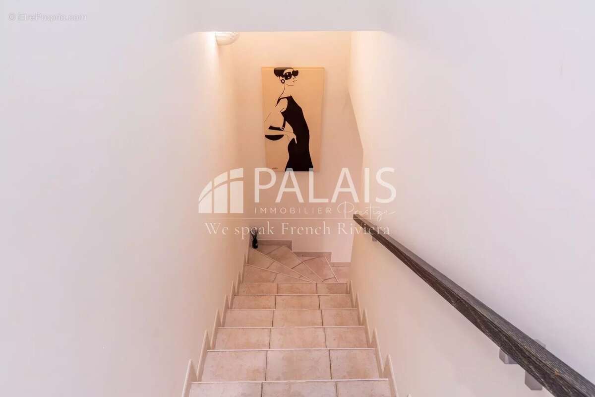 Appartement à BEAULIEU-SUR-MER