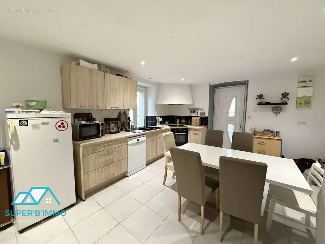 Maison à FRUGERES-LES-MINES