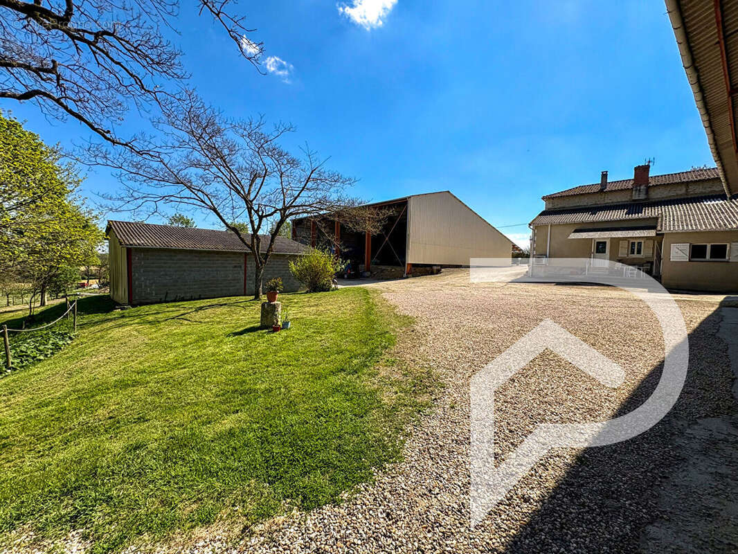 Maison à MONTESTRUC-SUR-GERS