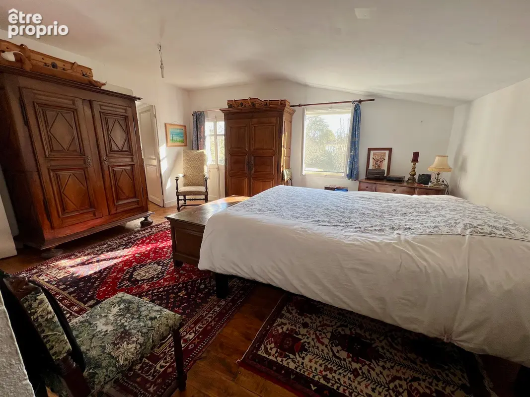 Maison d'environ 220 m² dans un des meilleurs quartiers de Villeneuve sur Lot, proche à pied du centre ville et de toutes ses co - photo 10