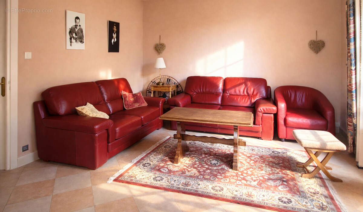 Maison 230 m² à Verdun-Sur-Le-Doubs  - photo 4