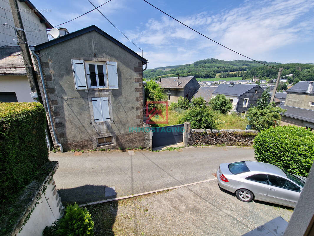 Maison à LACAUNE