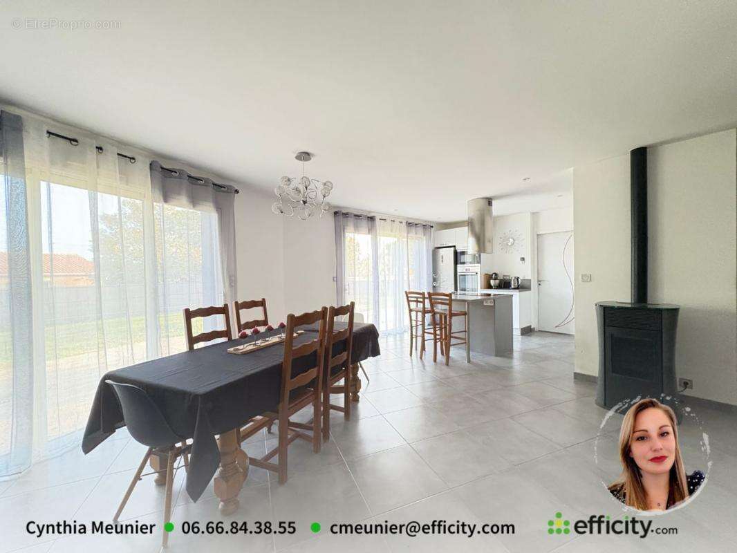 Maison à CHATEAUNEUF-SUR-CHARENTE