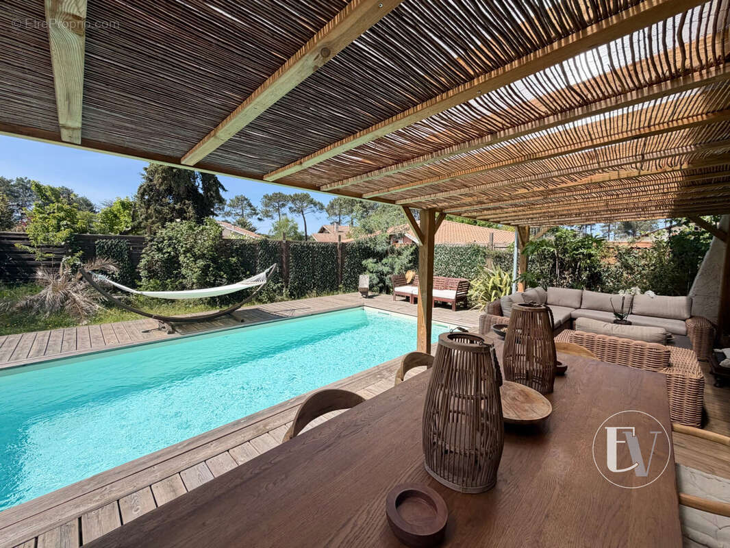 Maison à GUJAN-MESTRAS