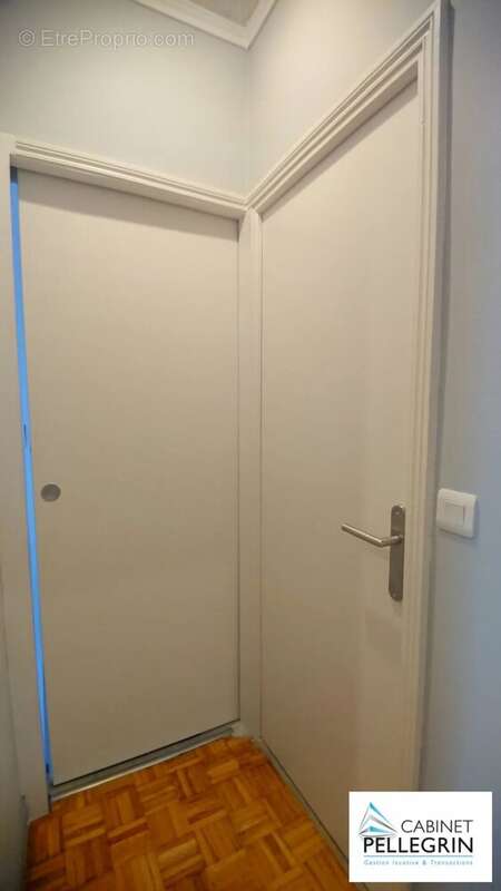 Appartement à MARSEILLE-5E