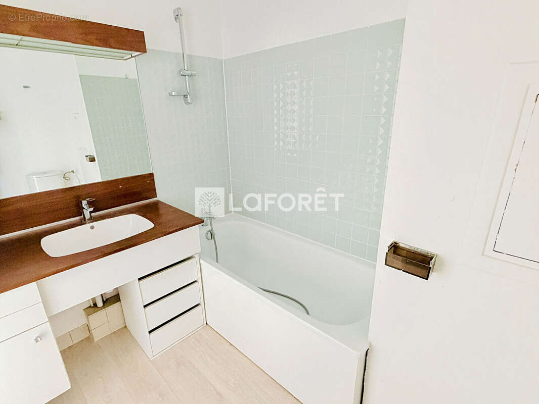Appartement Paris 1 pièce(s) 31.12 m2 - photo 6