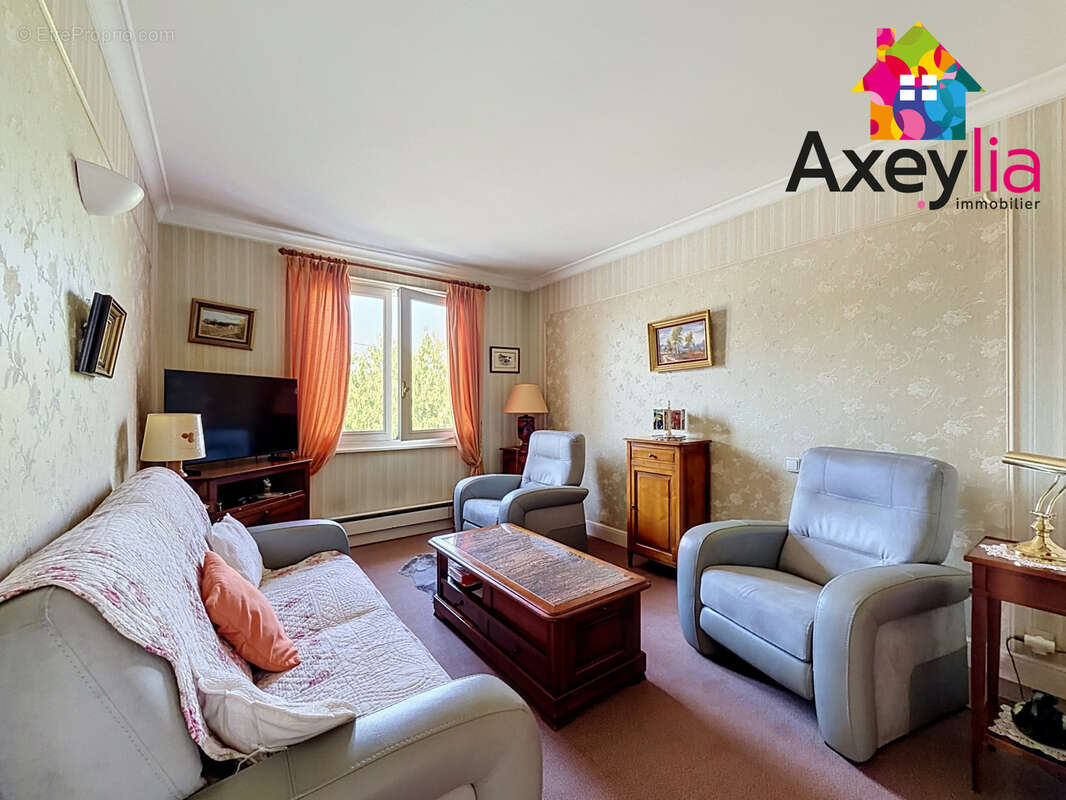 A vendre - feurs - maison individuelle sur sous-sol complet avec garage - photo 8