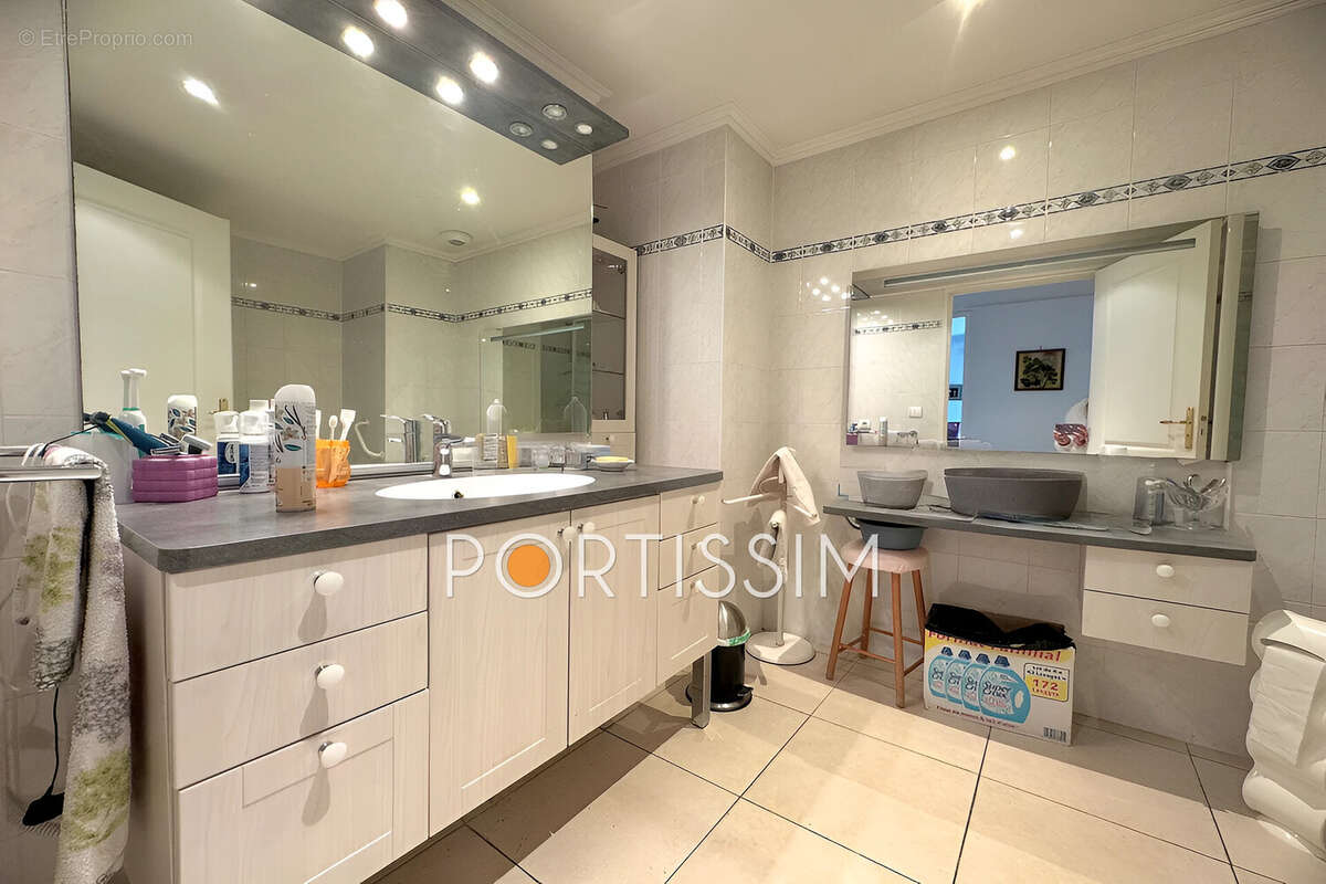 Appartement à CAGNES-SUR-MER