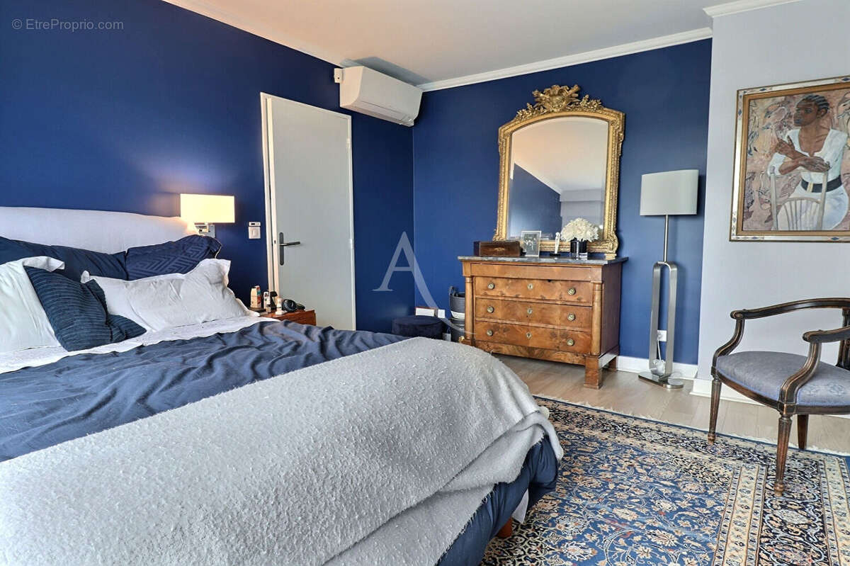 Appartement à MAISONS-LAFFITTE