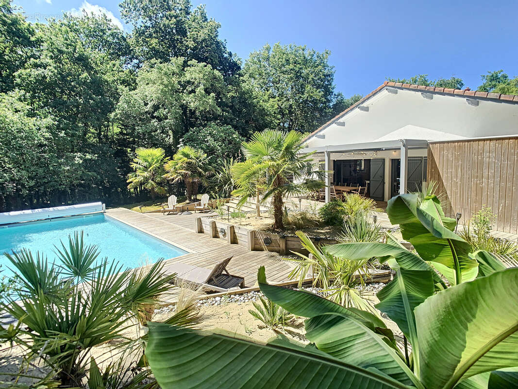 Maison à MOLIETS-ET-MAA