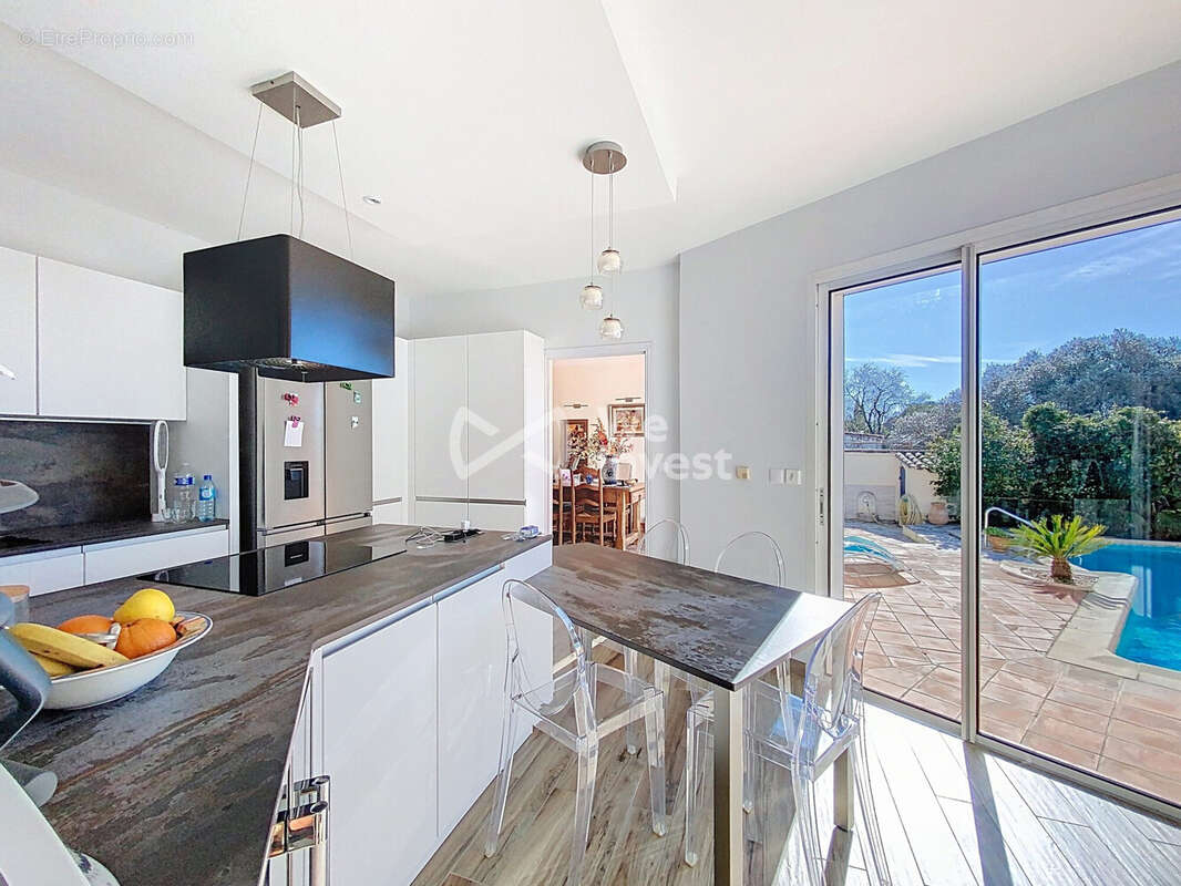 Maison à SAINT-JEAN-DE-VEDAS