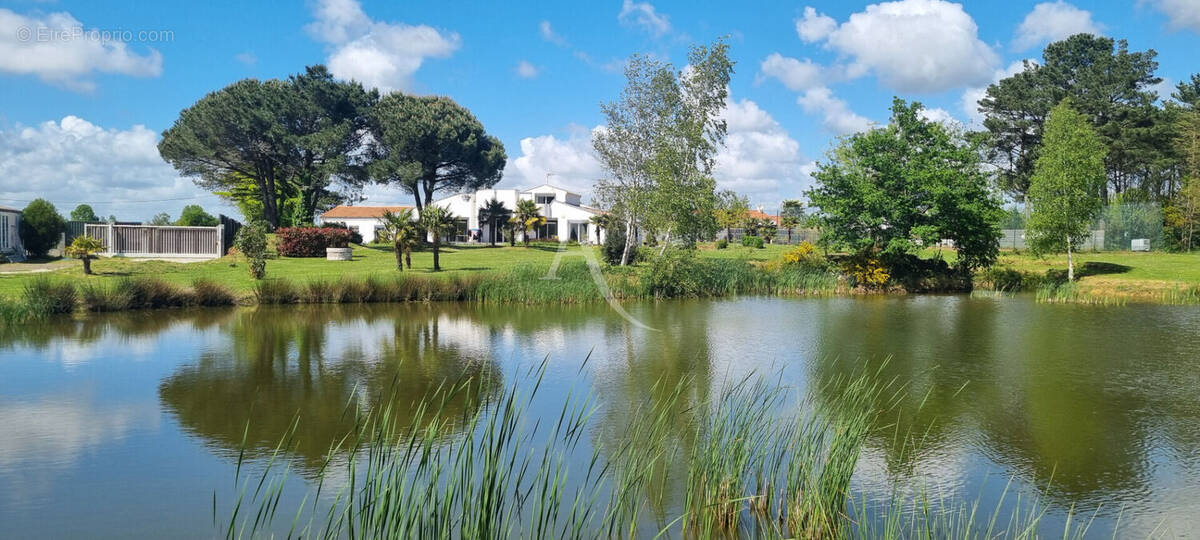 Maison à SAINT-REVEREND
