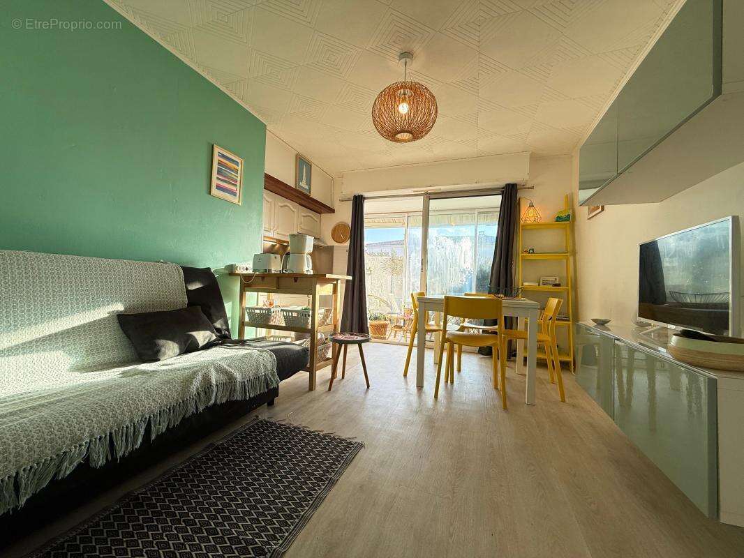 Appartement à VAUX-SUR-MER