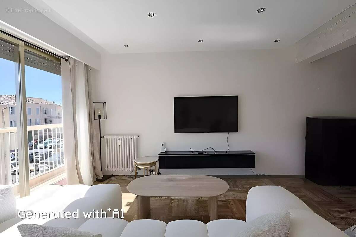 Appartement à VALLAURIS