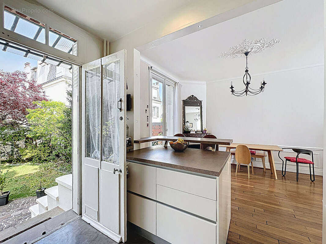 Maison à BOIS-COLOMBES